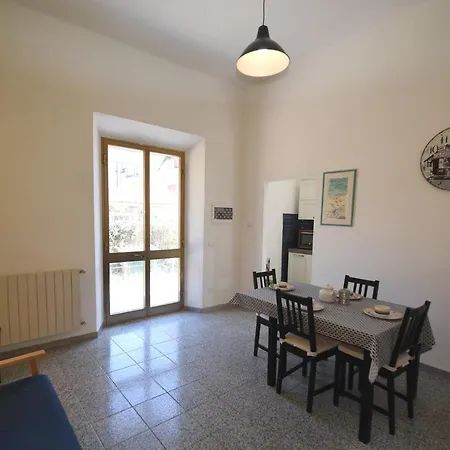 Primavera Trilo - Zona Mare Con Spazio Esterno, Clima E Posto Auto Appartement Marina di Campo